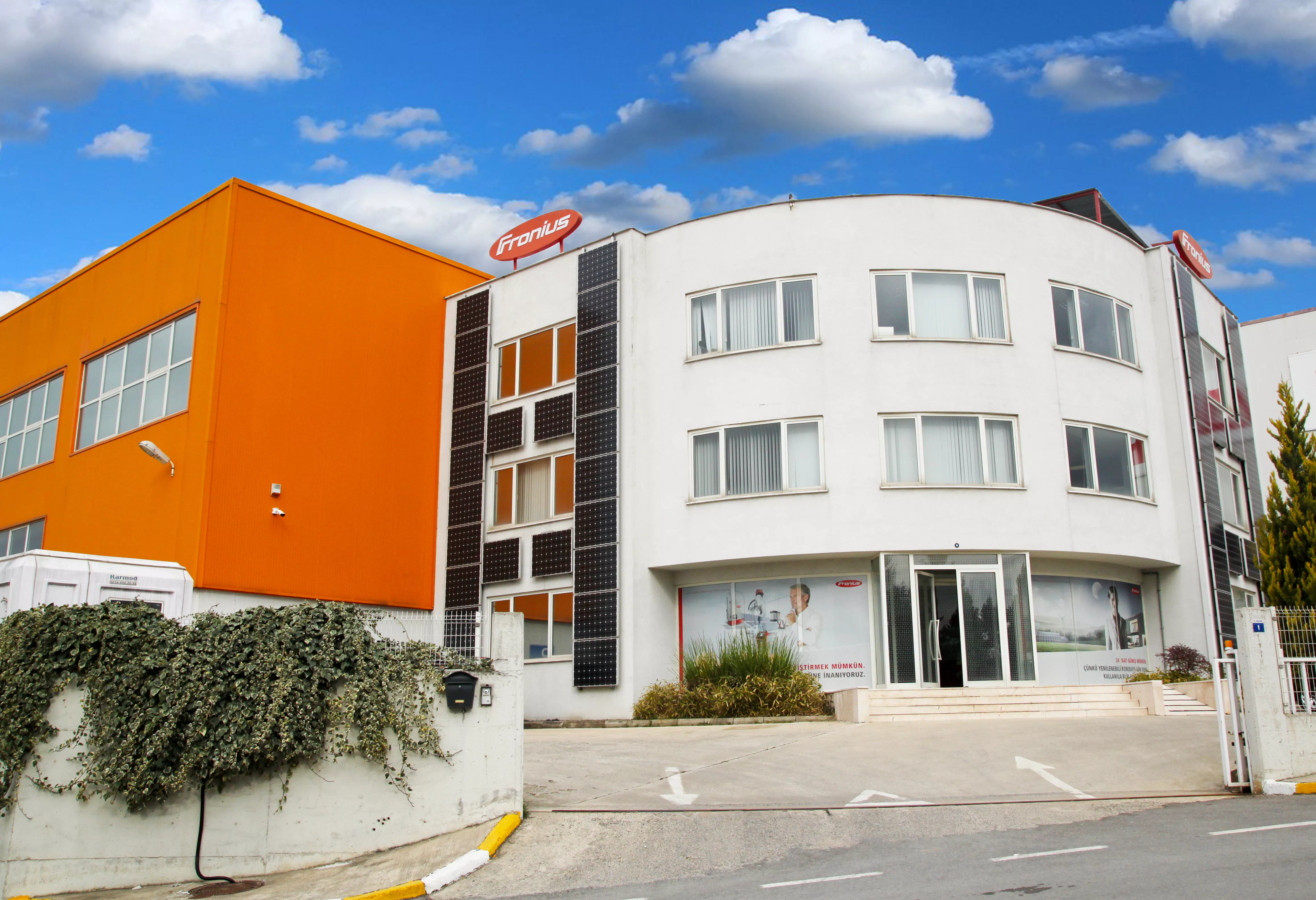 Fronius Istanbul outside